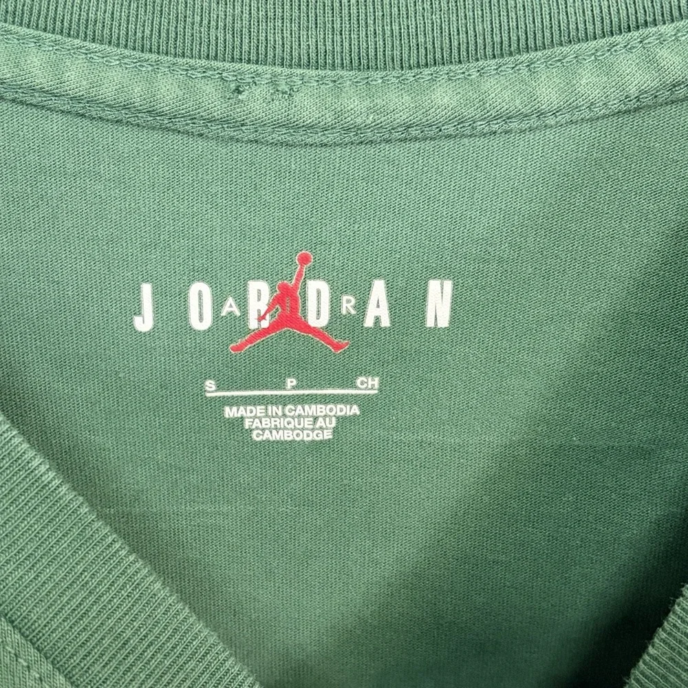 Jordan Brand Long Sleeve Graphic T-Shirt‎ Green Small Jumpman Basketball